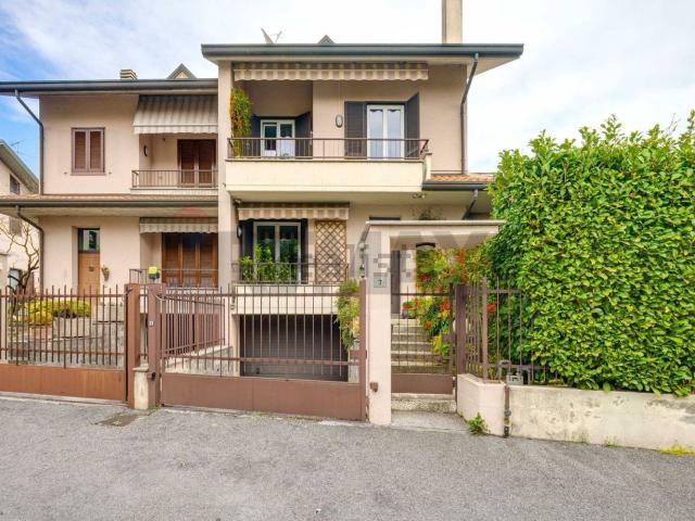 Casa in vendita a Busto Arsizio, Lombardia