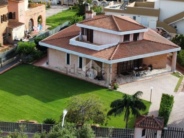 Casa in vendita a Frutti d'Oro, Capoterra