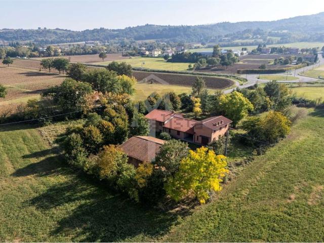 Casa in vendita a Colline Matildiche, Re