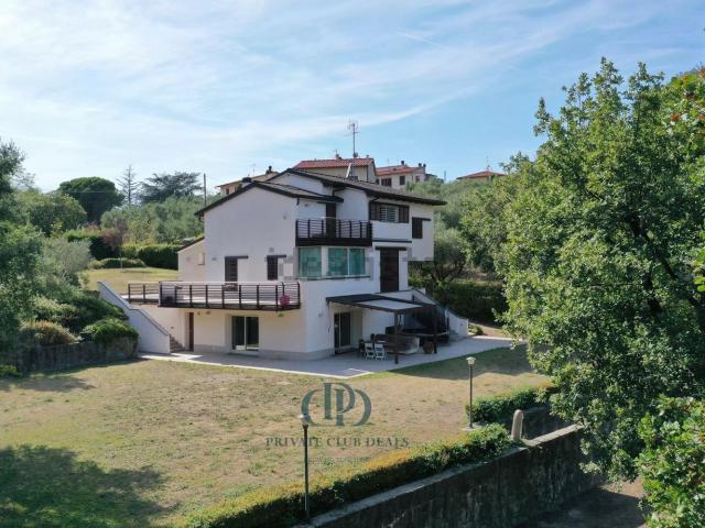 Casa in vendita a Lamporecchio, Toscana