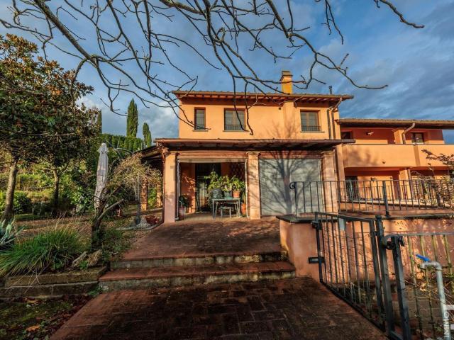 Casa in vendita a La Scala, San Miniato
