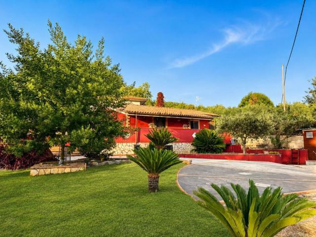 Casa in vendita a Sezze, Latina
