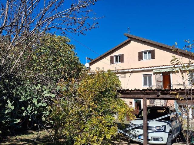 Casa in vendita a Urgnano, Lombardia