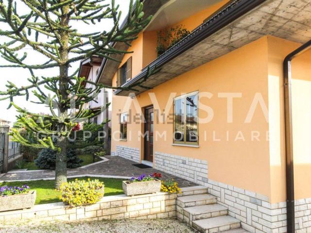 Casa in vendita a Bedizzole, Lombardia