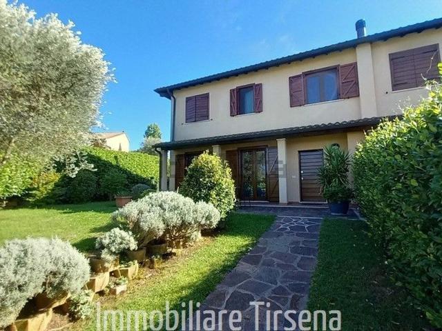 Casa in vendita a Orvieto, Umbria