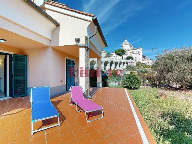 Casa in vendita a Borgo Castello, Loano