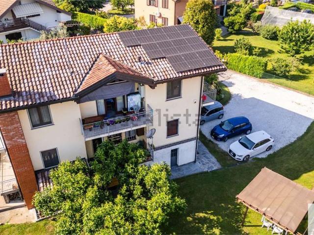 Casa in vendita a Ispra, Lombardia