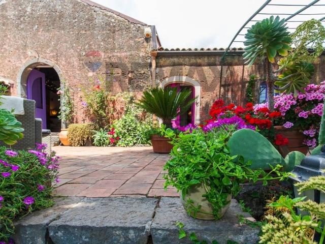 Casa in vendita a Tarderia, Pedara