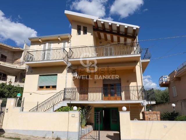 Casa in vendita a Cava D'aliga, Sicilia