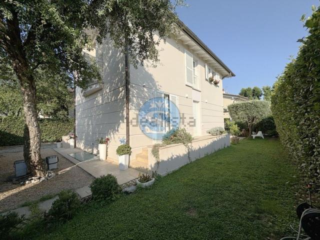 Casa in vendita a Tonfano, Toscana