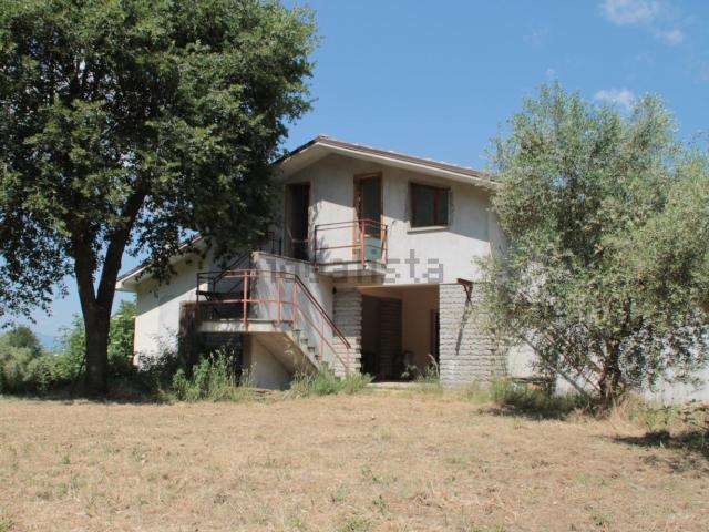 Casa in vendita a Soriano Nel Cimino, Lazio