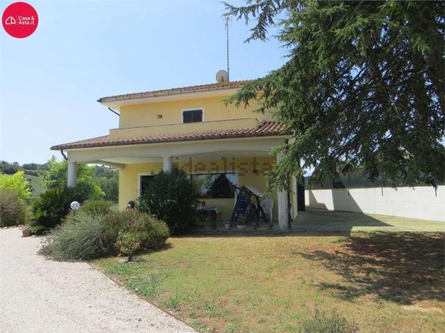 Casa in vendita a Marche, Fermo