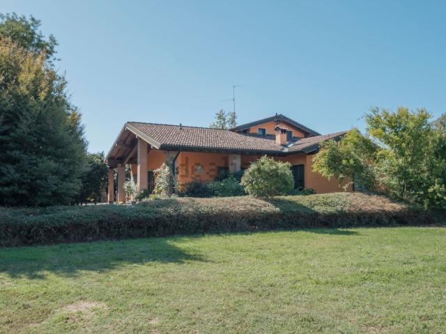 Casa in vendita a Verolanuova, Lombardia