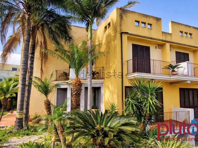Casa in vendita a Villafranca Tirrena, Sicilia
