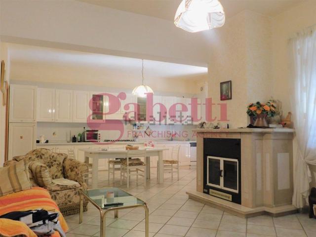 Casa in vendita a Venafro, Molise
