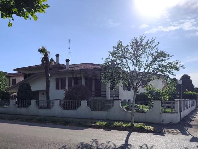 Casa in vendita a Rubano, Veneto