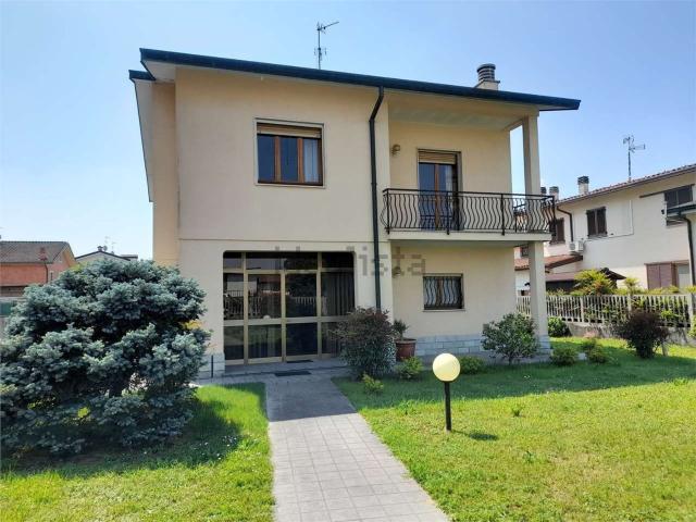 Casa in vendita a Trescore Cremasco, Lombardia