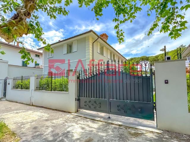 Casa in vendita a Montecatini Terme, Pistoia