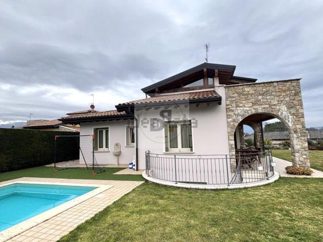 Casa in vendita a Pieve Vecchia, Manerba Del Garda