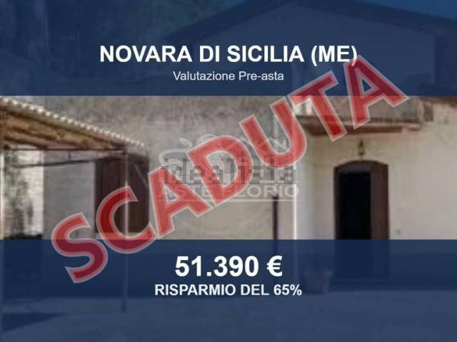 Casa in vendita a Novara di Sicilia, Messina
