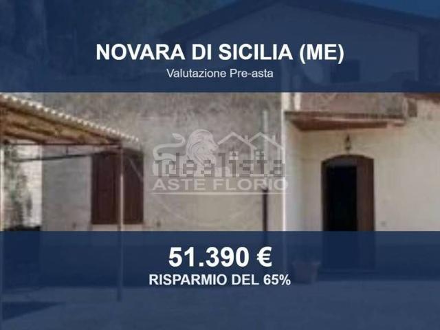 Casa in vendita a Novara Di Sicilia, Sicilia