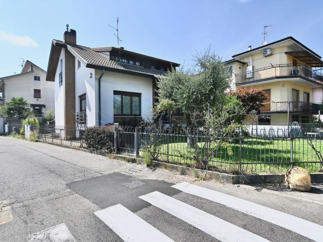 Casa in vendita a Pagliera, Lainate