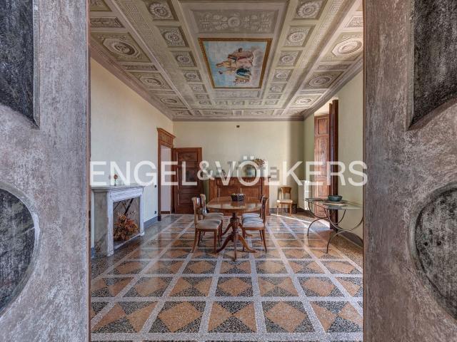 Casa in vendita a Castelmarte, Lombardia