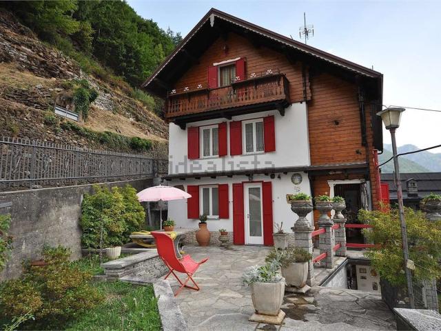 Casa in vendita a Calasca, Calasca-Castiglione