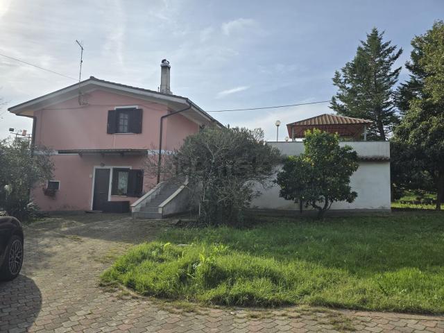 Casa in vendita a Ceccano, Lazio