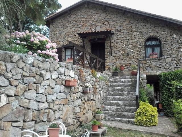 Casa in vendita a Dolceacqua, Liguria