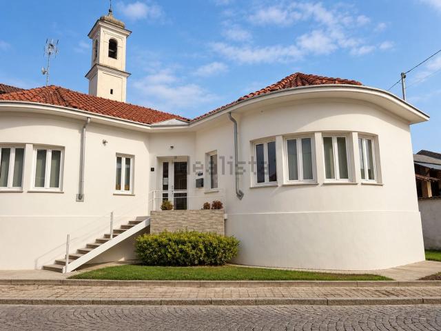 Casa in vendita a Tronzano Vercellese, Vercelli