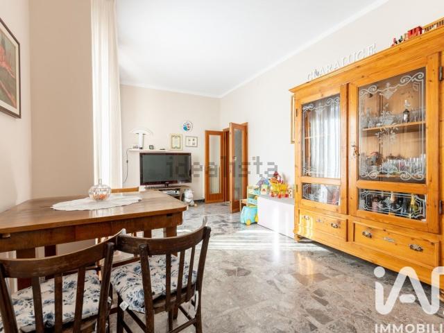 Casa in vendita a Santa Lucia, Prato