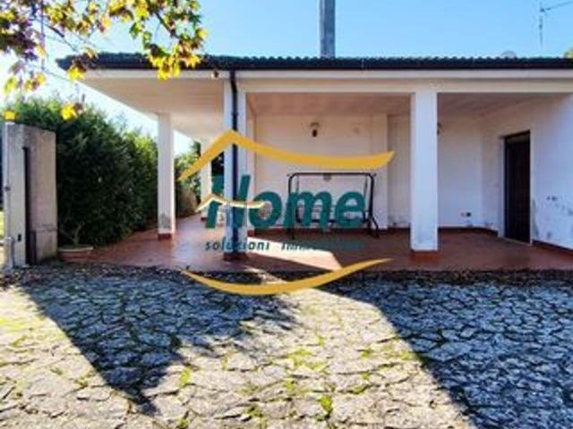 Casa in vendita a Puglia, Bari
