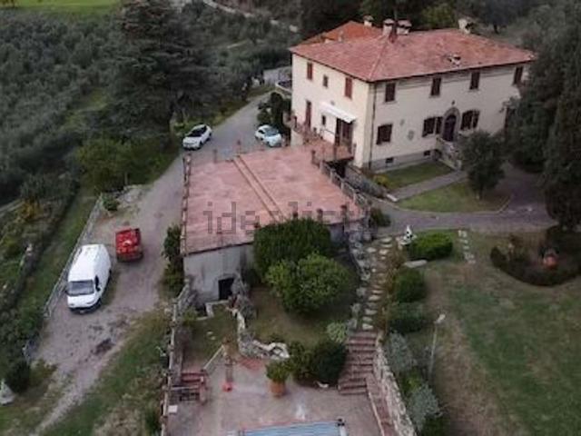 Casa in vendita a Montemurlo, Toscana