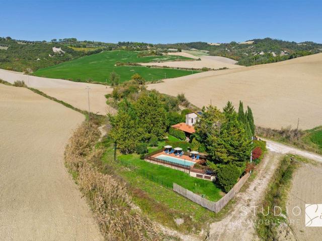 Casa in vendita a Volterra, Toscana