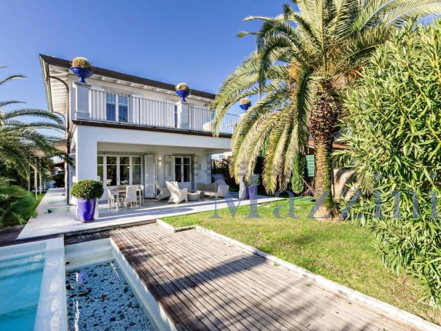 Casa in vendita a Vittoria Apuana, Forte dei Marmi