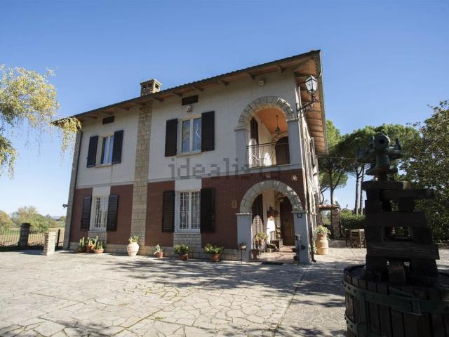 Casa in vendita a Abbadia Di Montepulciano, Toscana