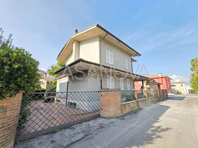 Casa in vendita a Colle Leone, Mosciano Sant'Angelo