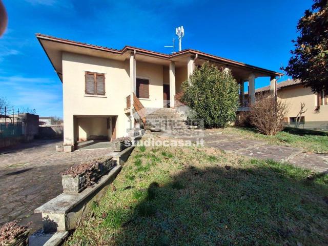 Casa in vendita a Soresina, Cremona
