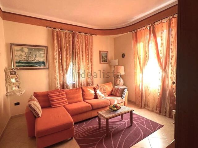 Casa in vendita a Castelnuovo Magra, Liguria