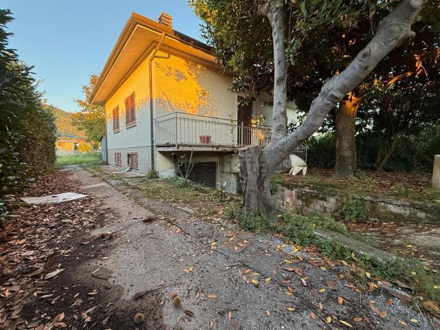 Casa in vendita a Tonfano, Toscana