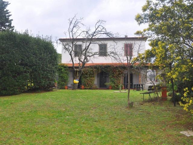 Casa in vendita a Fauglia, Toscana