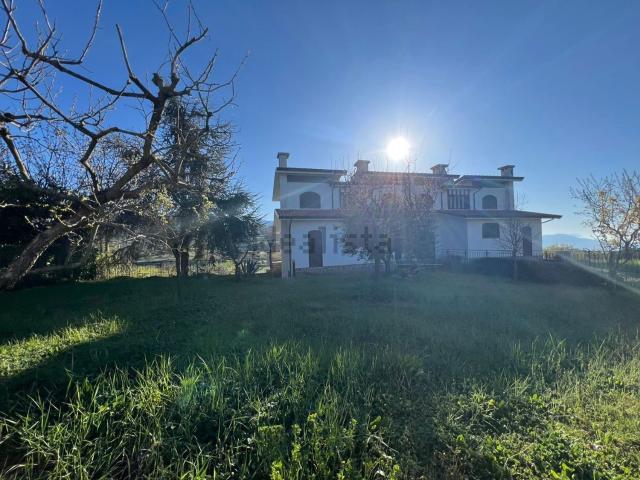 Casa in vendita a Torre Cajetani, Lazio