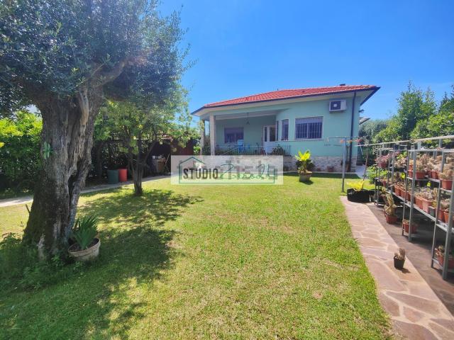 Casa in vendita a Ripa, Seravezza
