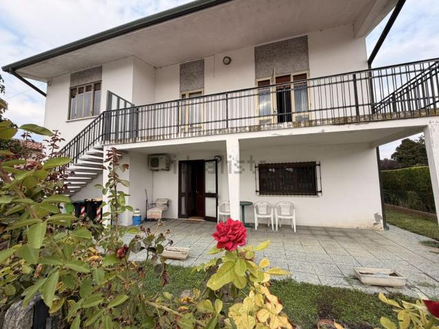 Casa in vendita a Bagnolo di Po, Rovigo