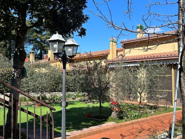 Casa in vendita a Cenerente, Umbria