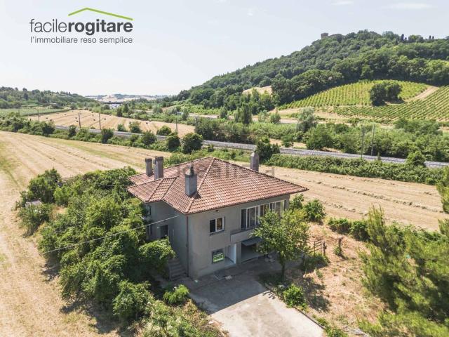 Casa in vendita a Marche, Pesaro E Urbino