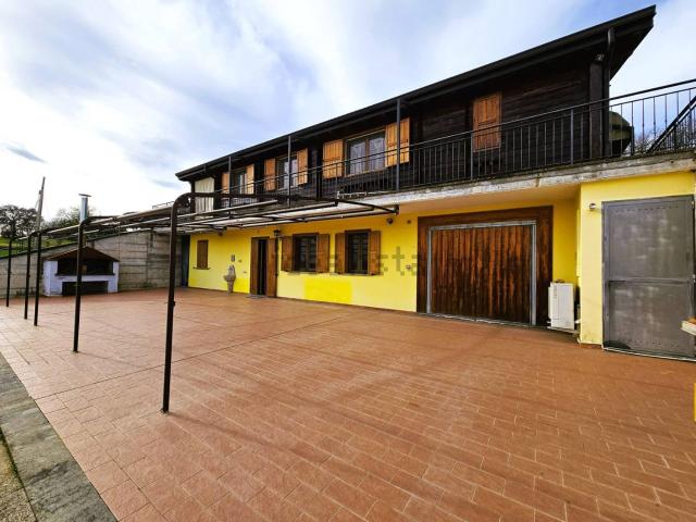 Casa in vendita a Viterbo, Lazio