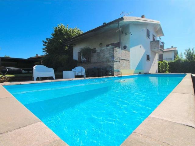 Casa in vendita a Fara Gera D'adda, Lombardia