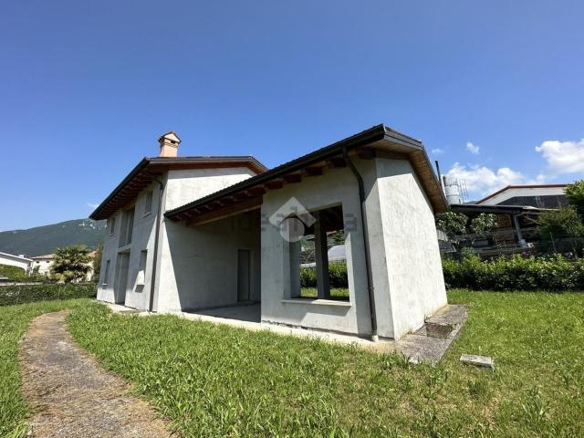 Casa in vendita a Pieve del Grappa, Borso Del Grappa